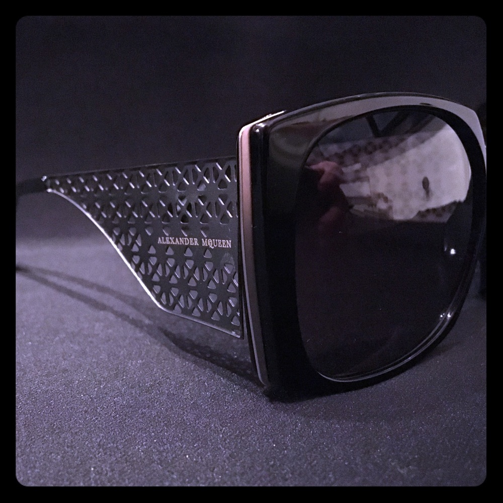 Alexander McQueen Oversized Square Sunglasses